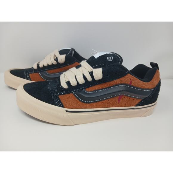 Vans x Disney 100th Scar Knu Skool Skate Shoe Men 11 Women 12.5 Sneakers 721356 main image 8